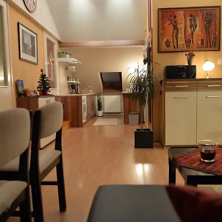 Eszter Apartmán Šoproň