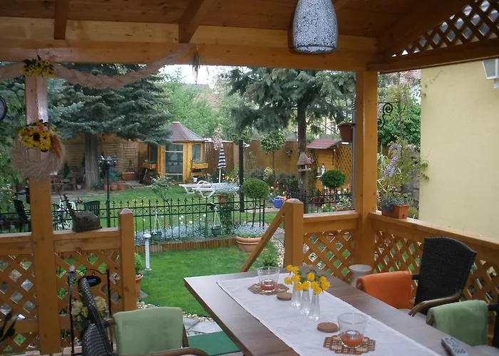 Eszter Apartman *