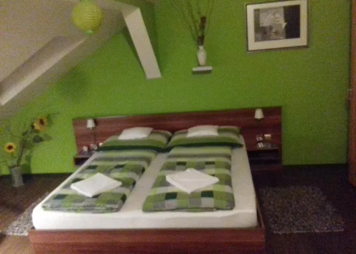 Eszter Sopron